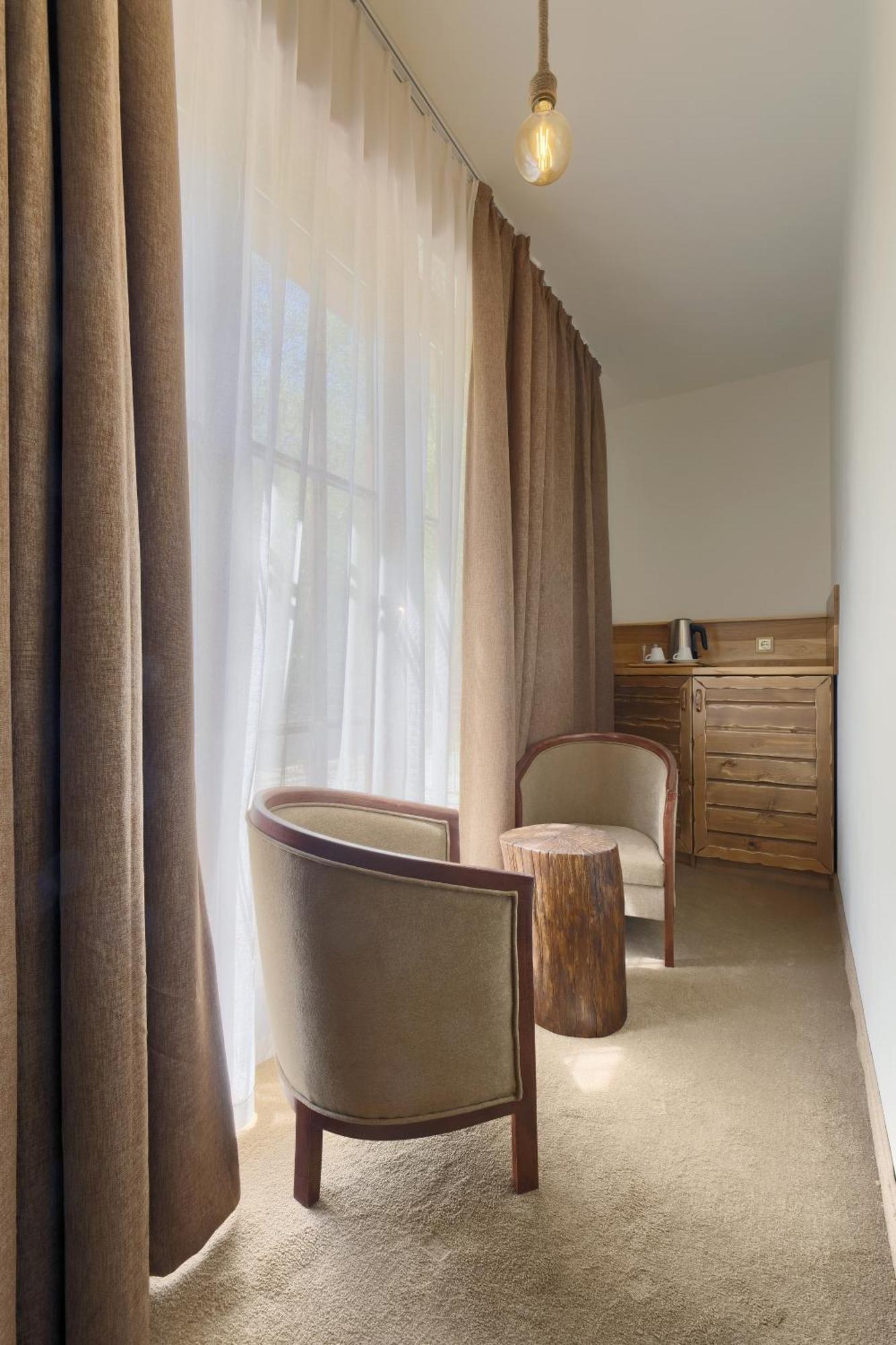Hotel Apostolite Санданський Екстер'єр фото